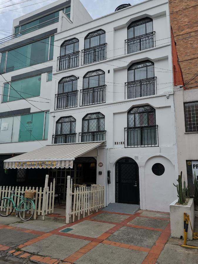 Hotel 86 Suites