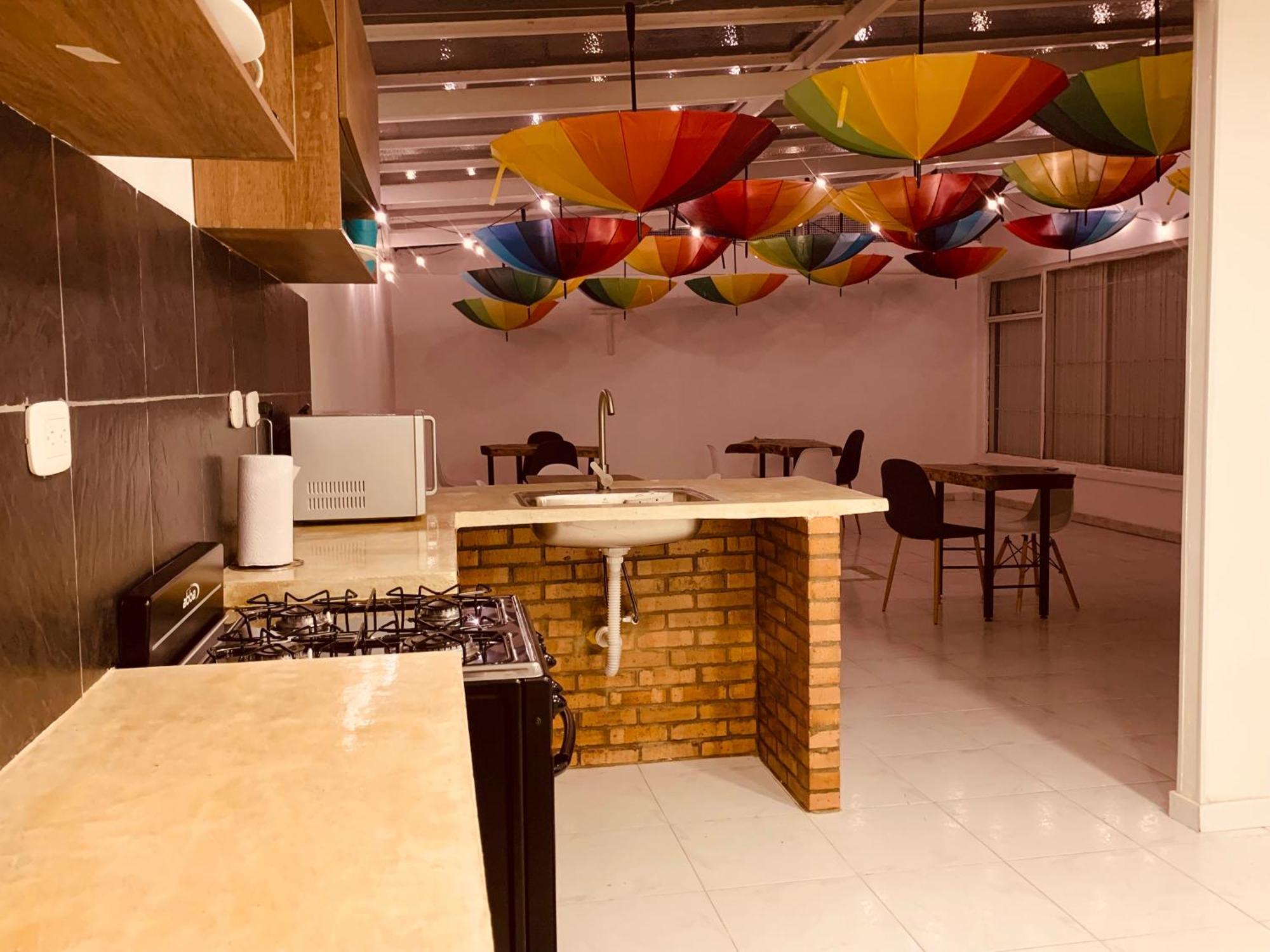 Casa Creazzo 62 - Movistar Arena, Vive Claro Hostel - Bogota
