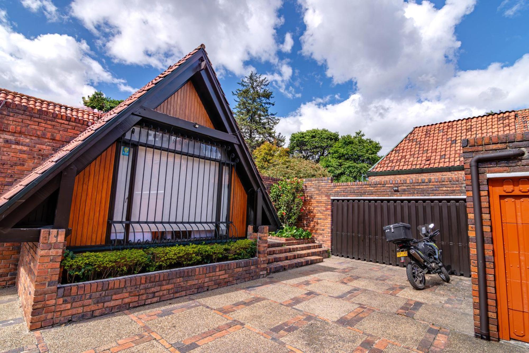 Chalet Suizo, Bbq, Chimney -Luxury Stay - Bogota